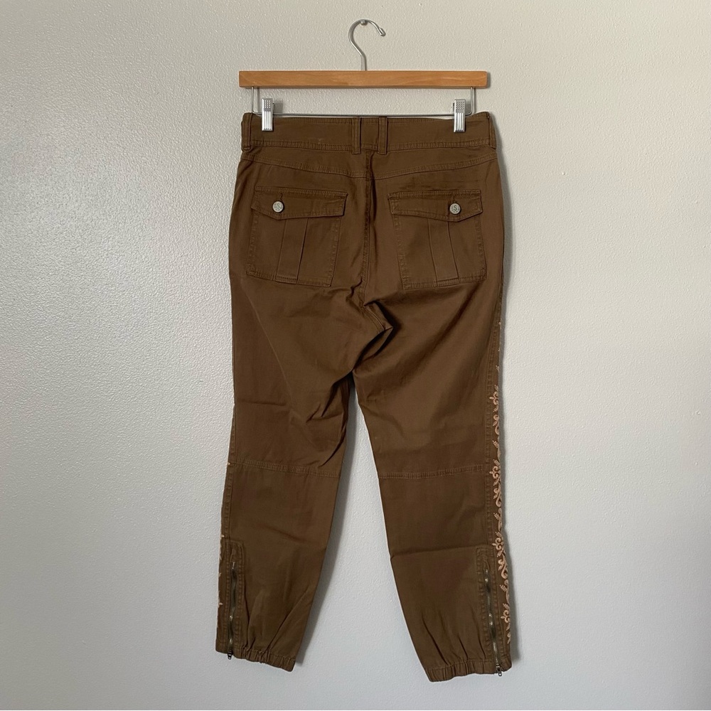Sundance Olive Cropped Pants with Cream Embroidery - Picture 3 of 7